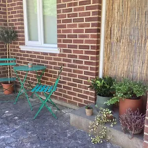 https://forest-heath-holidays.tophotelsbath.com